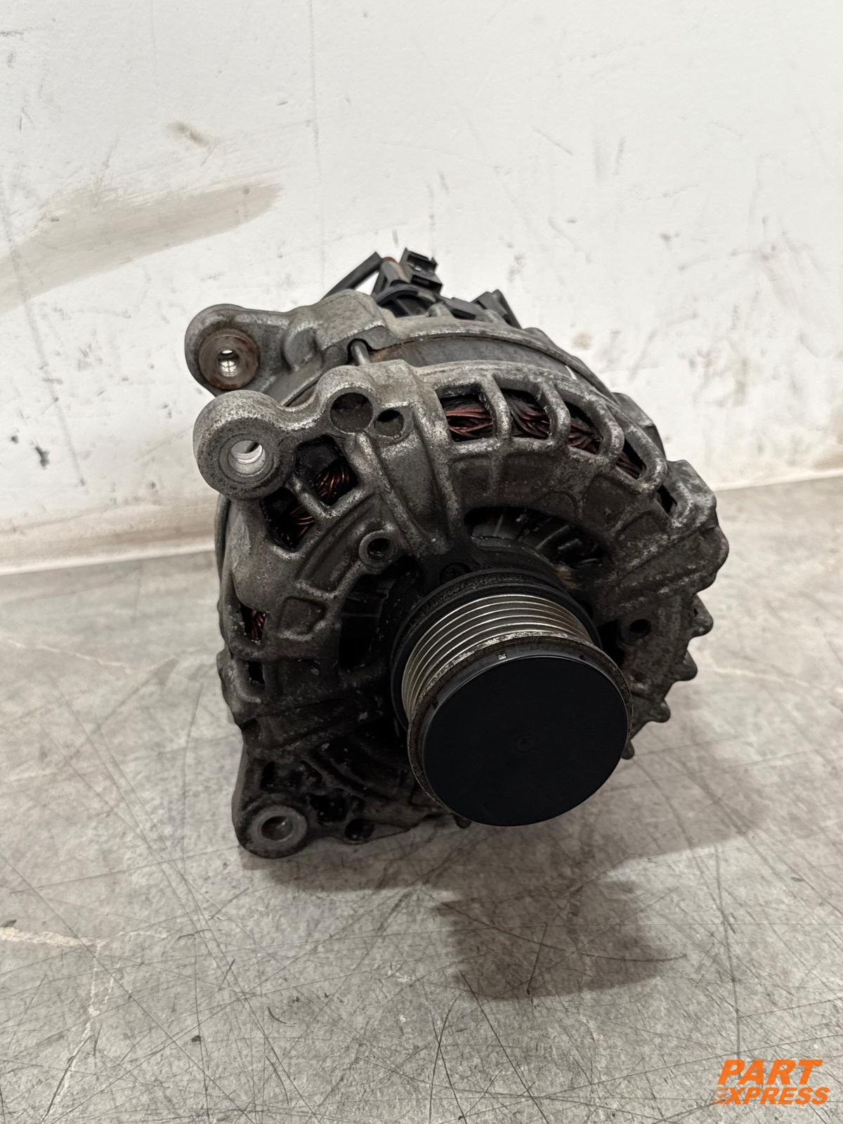 Alternateur VW Passat B7 2,0TDI 102tkm 03L903024F CFFB 2010 - 2015