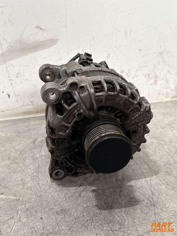 Alternator VW Passat B7 2,0TDI 102tkm 03L903024F CFFB 2010 - 2015
