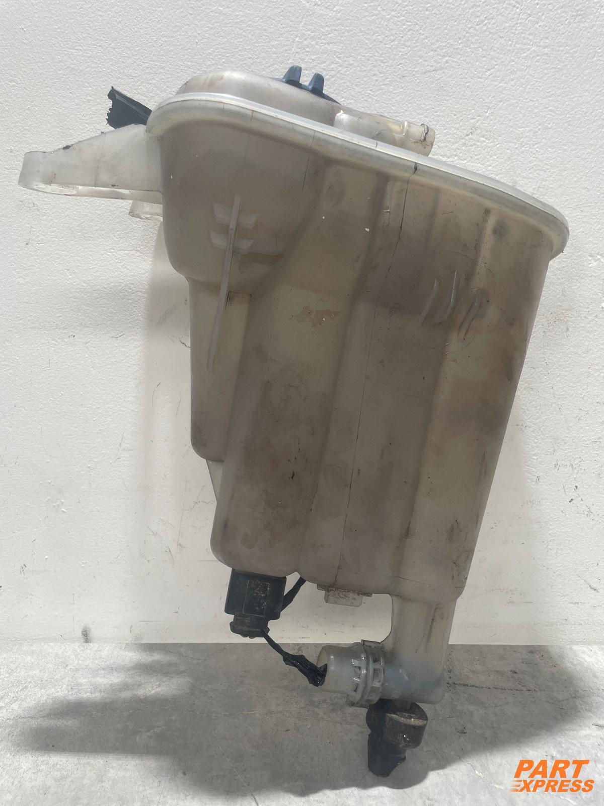 Expansion Tank Coolant Peugeot 2008 GT LI A94 (I) 2013 - 2019 8K0121403G