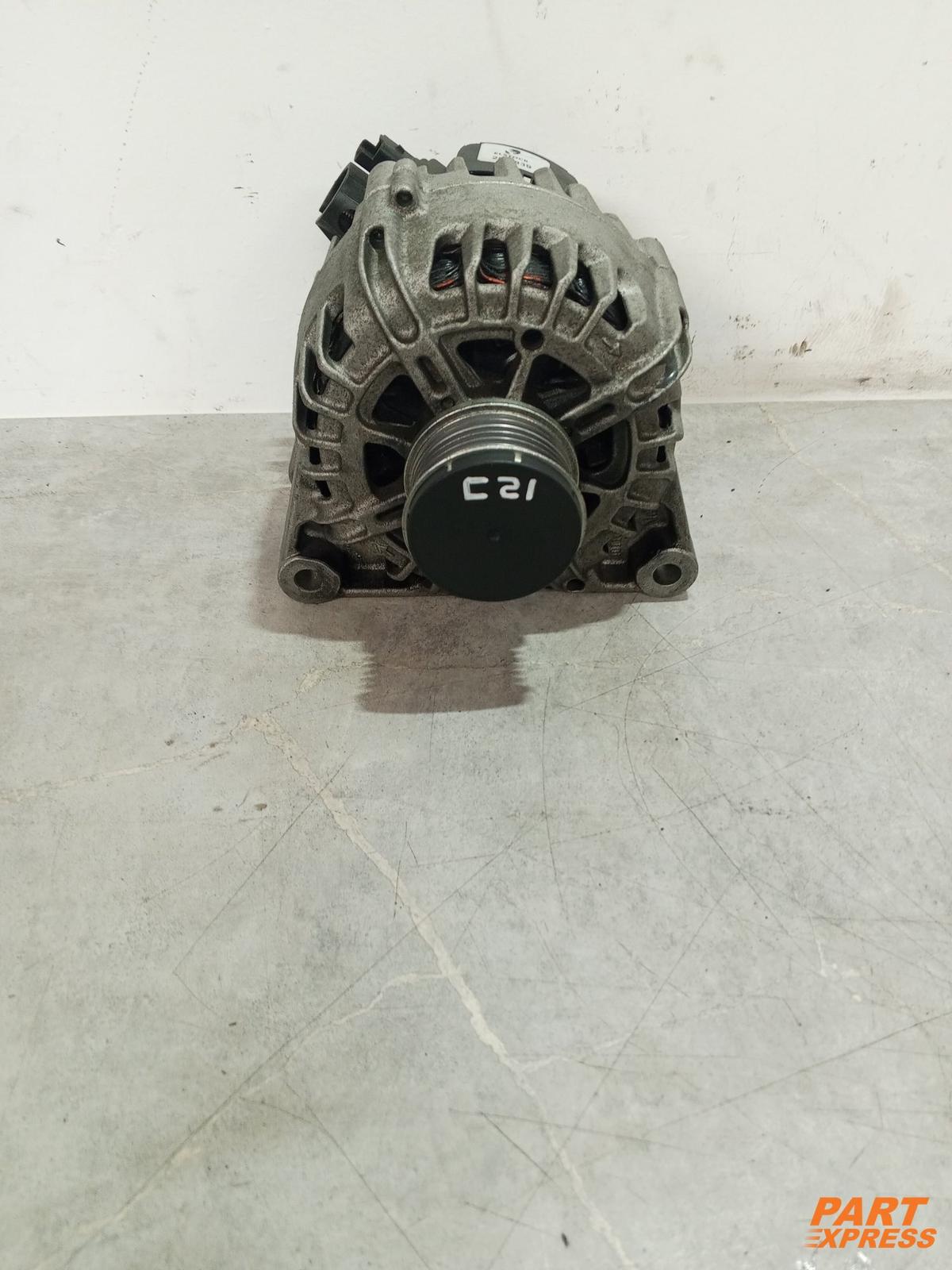 Lichtmaschine Peugeot 308 II 1,2l 81kW 118tkm EB2PT HNZ 28-6839 2013 -