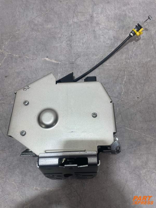 Cerradura Portón Trasero Volvo V70 SE Lux III 2007 - 2016 31253449