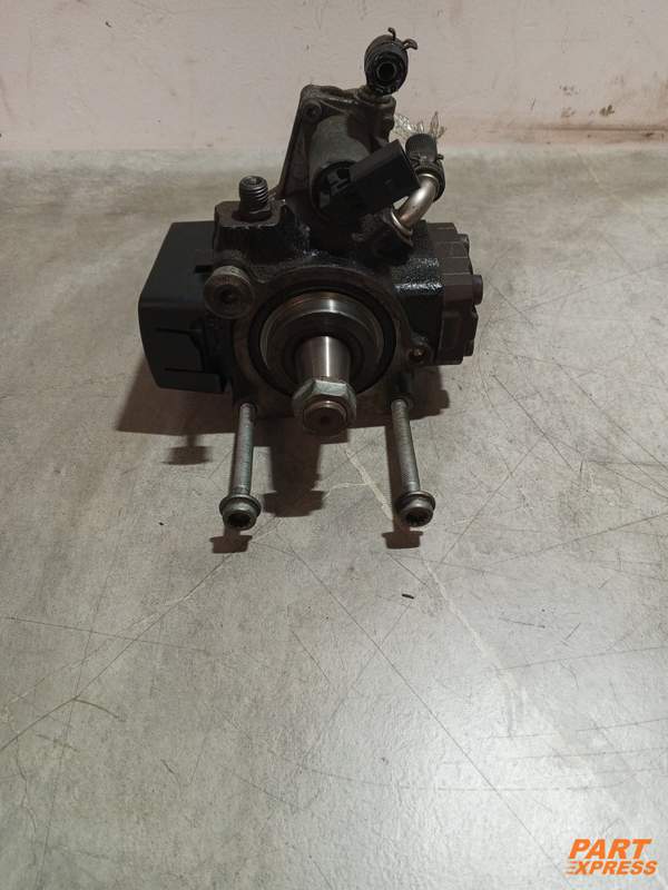 Pompe Haute Pression 1.6l Diesel Audi Skoda VW Seat CAYC 77kW 89tkm 03L130755H