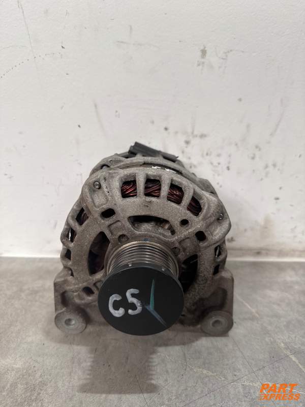 Lichtmaschine Renault Captur Clio Dacia Sandero Logan 0,9l 120tkm 231008593R
