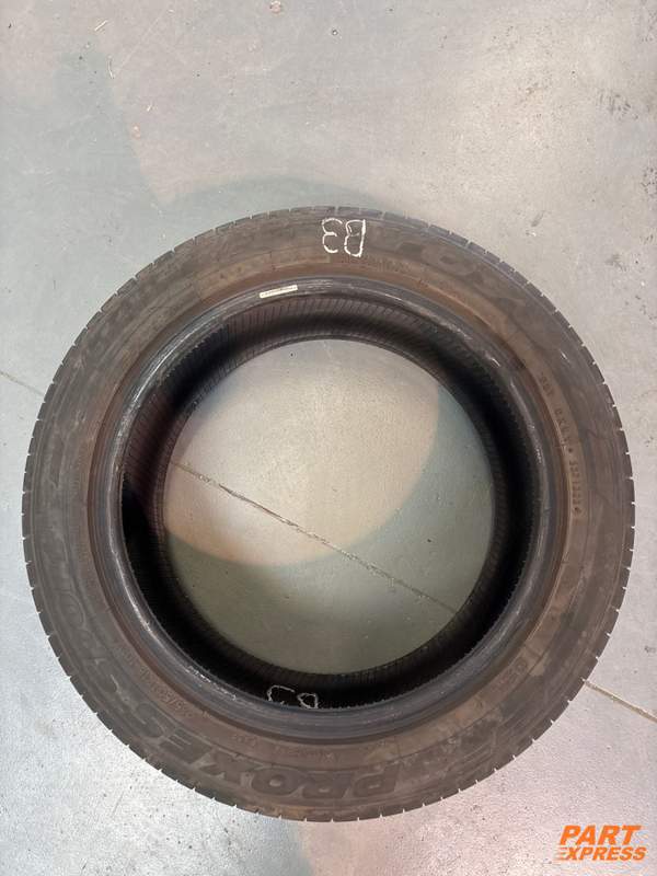 Reifen vorne rechts Opel Astra GTC SRI J 2011–2018 L90025806