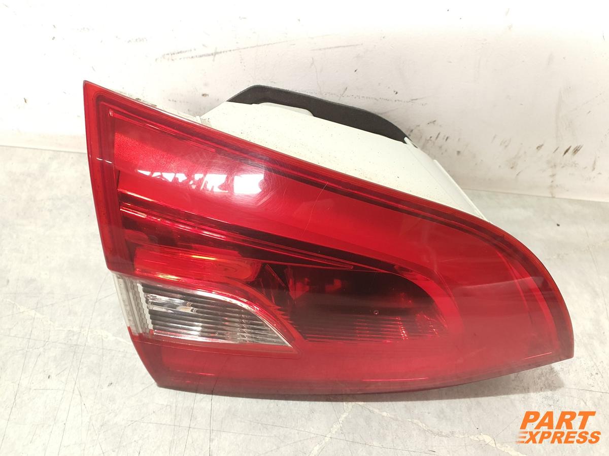 Rückleuchte innen hinten links Peugeot 308 II T9 Kombi 2013 - 2021 9678094880