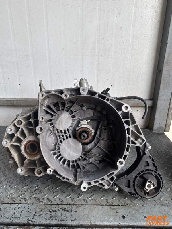 Schaltgetriebe 6-Gang F40 MYJ Opel Astra J GTC 118kW 2,0CDTi 2011 - 2018 A20DTH