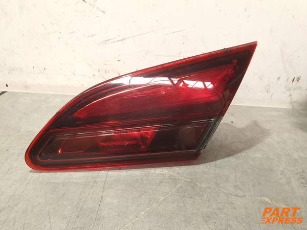Rückleuchte innen hinten rechts Opel Astra J GTC J 2011 - 2018 L90005050