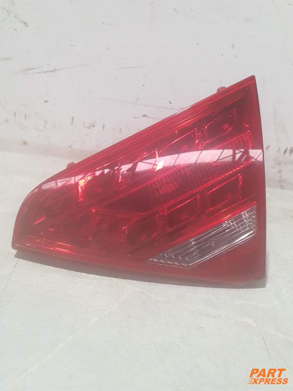 Rückleuchte innen hinten rechts Audi A5 8T Sportback 2007 - 2016 8T0945094A