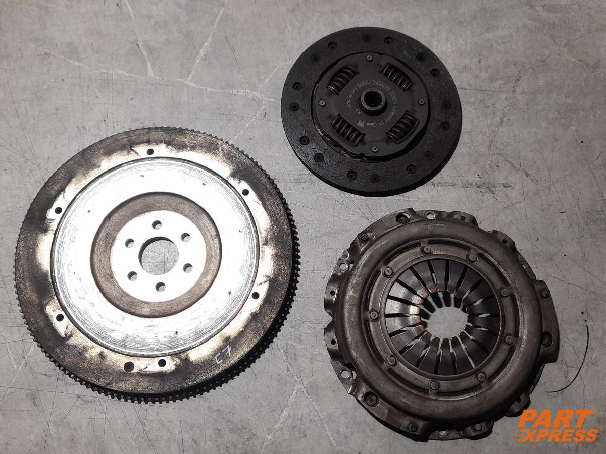 Embrague completo con volante motor MPW Opel Meriva B 89tkm 2010-2017 55572815