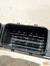 ECU Control Unit Peugeot 308 II T9 2013 - 2021 V29080084 A – 4