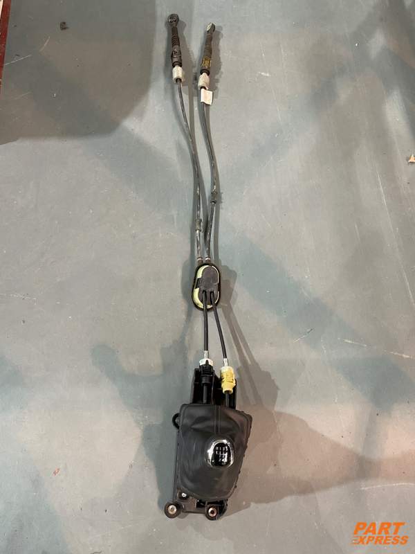 Schalthebel mit Schaltzügen Nissan Qashqai J11 2013–2021 9617844