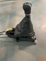 Levier de vitesses avec câbles de sélection Nissan Qashqai J11 2013–2021 9617844 – 4