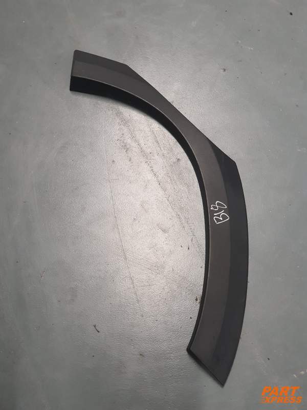 Rivestimento parafango posteriore sinistro Peugeot 2008 GT LI (I) 2013 - 2019 9817491477