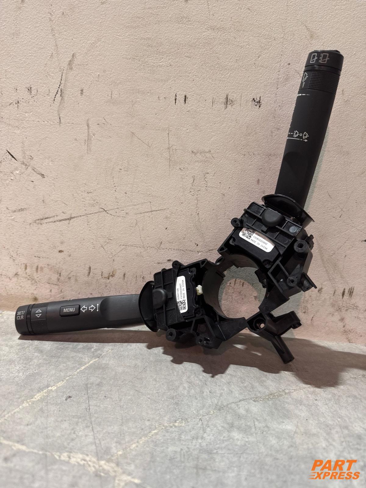 Commodo Opel Astra J GTC J 2011 - 2018 20941131 / 20941129