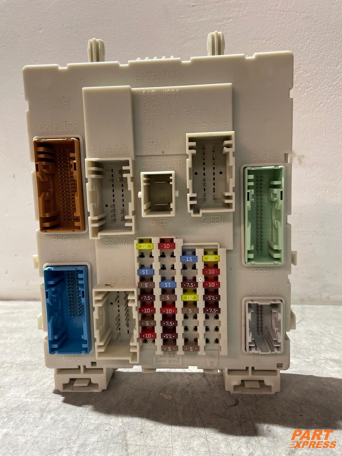 Boîtier fusibles BSI BCM Volvo V40 II 2012 - 2019 31453131