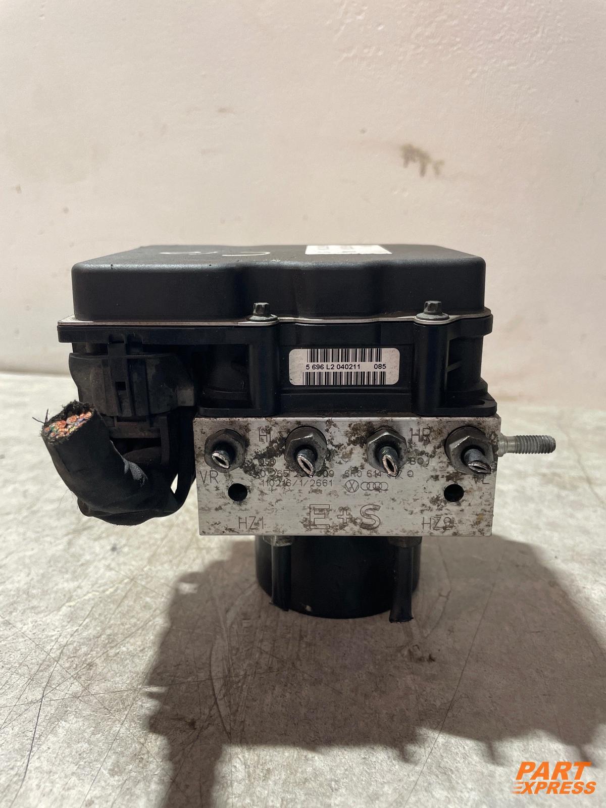Unidad de control ABS bloque hidráulico Audi A1 8X 2010 - 2018 6R0 614 517 Q