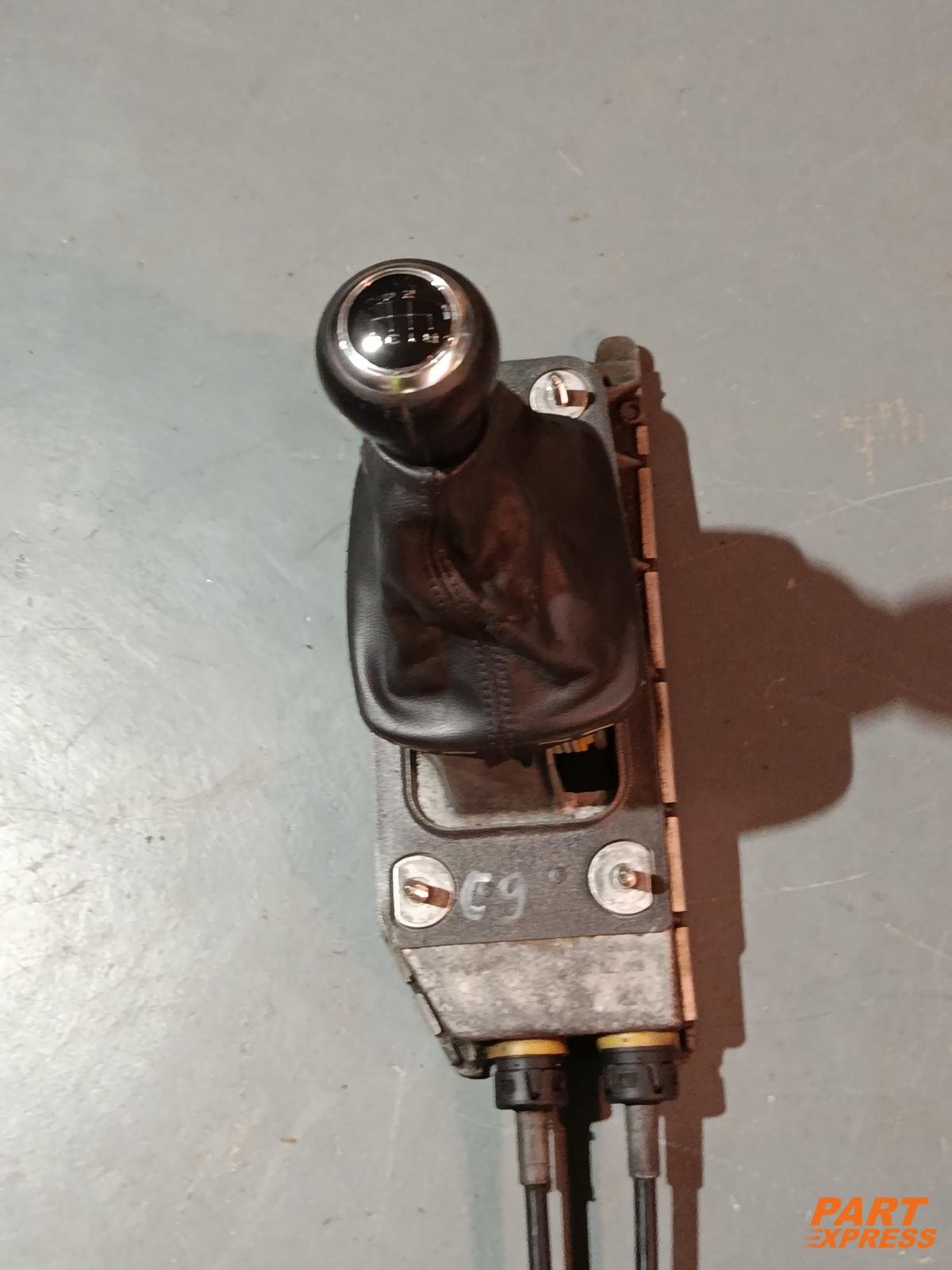 Schalthebel mit Schaltzügen Audi A1 8X 2010–2018 6Q0-711-049-CJ