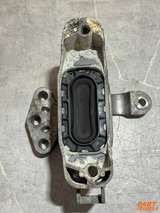 Motorlager links Opel Zafira Tourer C 2011 - 2019 v060840101 – 1