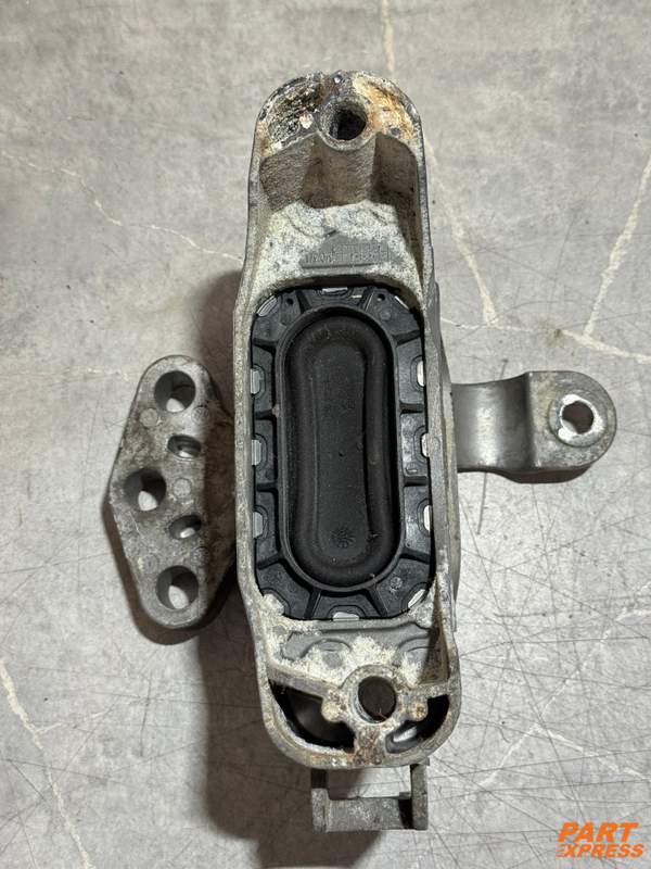 Motorlager links Opel Zafira Tourer C 2011 - 2019 v060840101