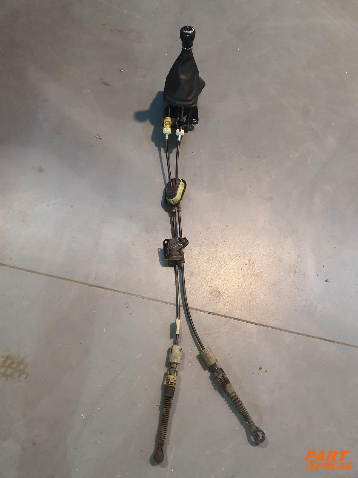 Schalthebel mit Schaltzügen Nissan Qashqai J11 2013–2021 341017283R
