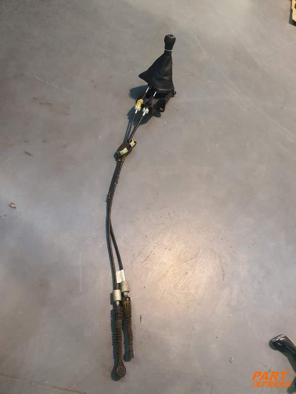 Schalthebel mit Schaltzügen Nissan Qashqai J11 2013–2021 9617844