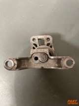 Engine Mount Right Renault Trucks Master III (X62) 2010 - 2019 HL8022M05 – 2