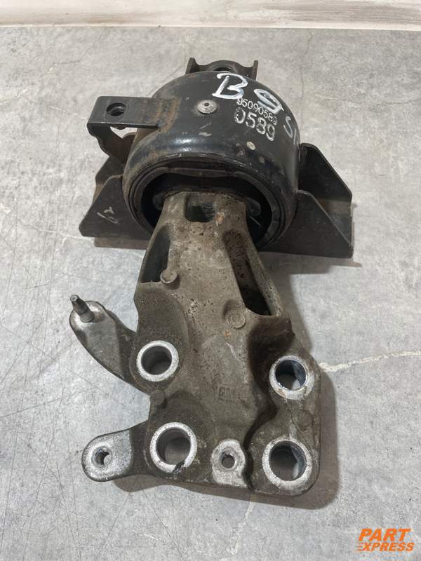 Supporto Motore links Opel Mokka SE A 2012 - 2016 95090589