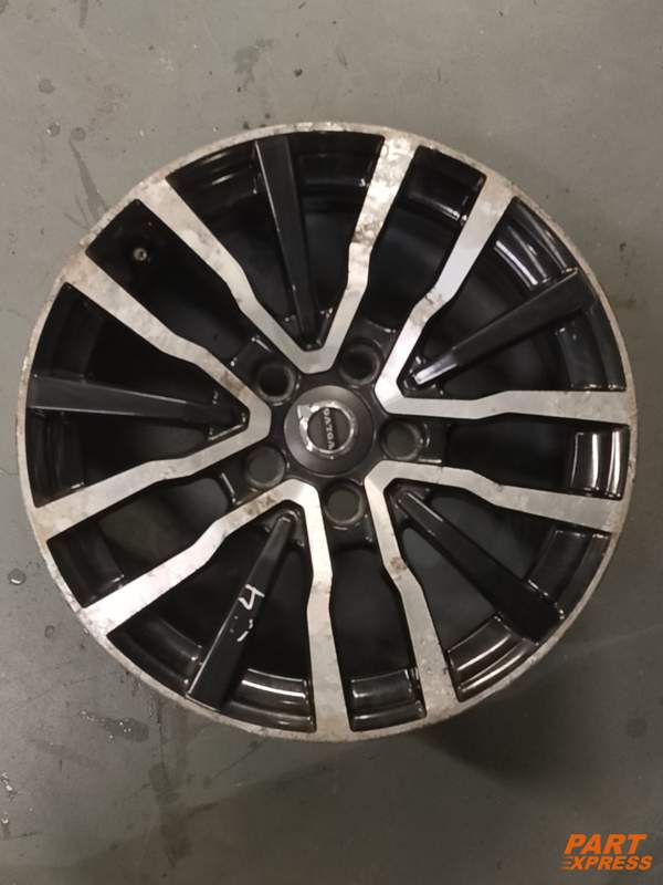 Alufelge 16 Zoll Volvo V40 7Jx16 ET50 31445798