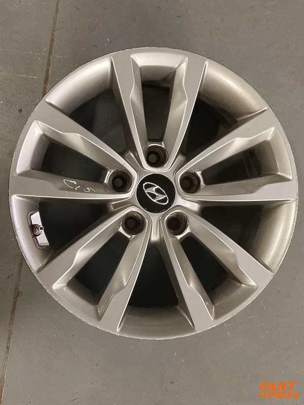 Alufelge 16 Zoll Hyundai i40 7Jx16 ET40 52910-3Z610