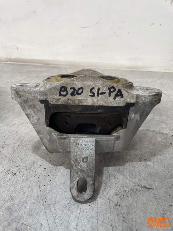 Supporto Motore Destro Opel Zafira Exc C 2011 - 2019 V060840101