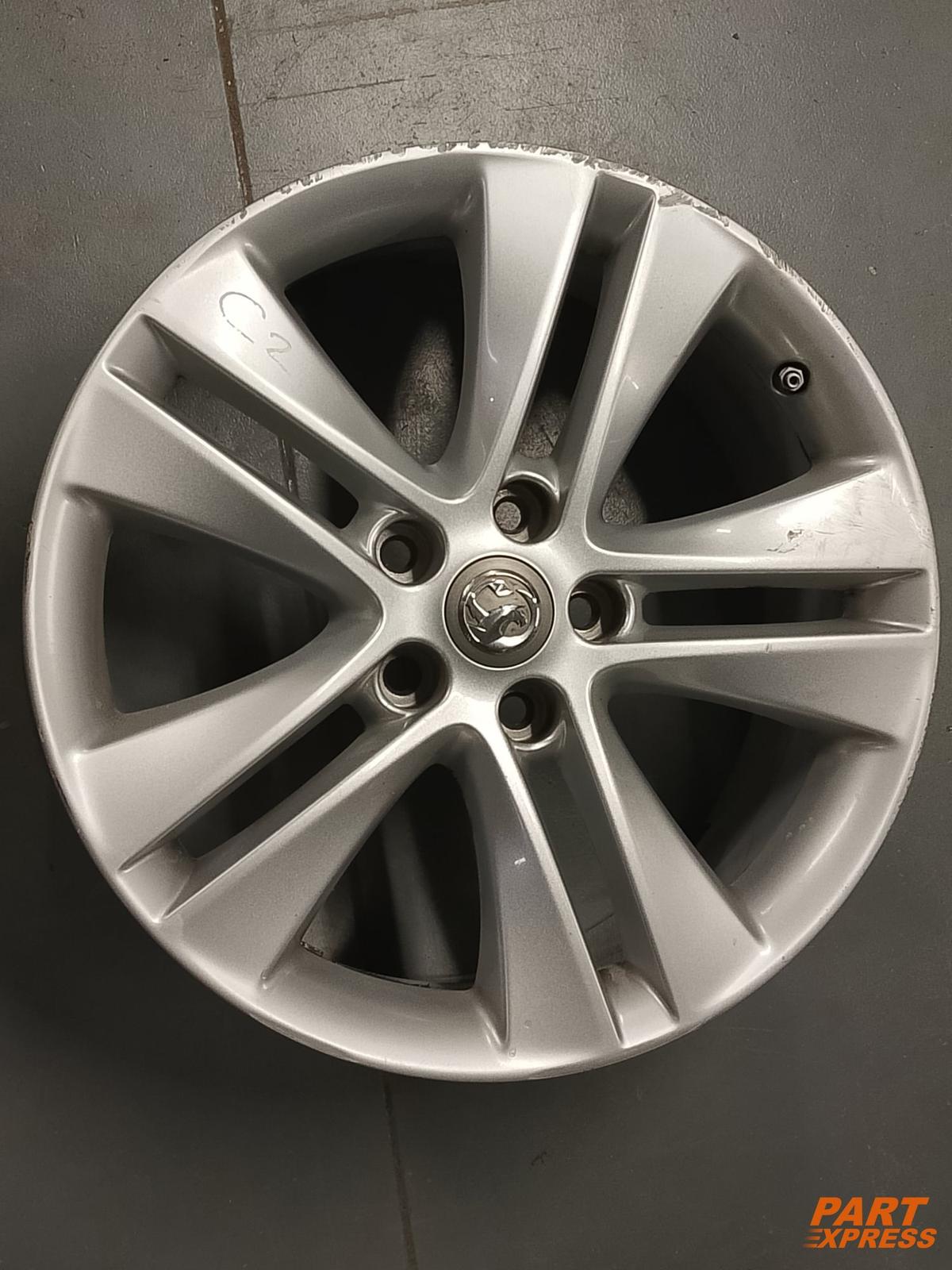 Alufelge 18 Zoll Opel Zafira Tourer 8Jx18 ET46 OPO46 K2