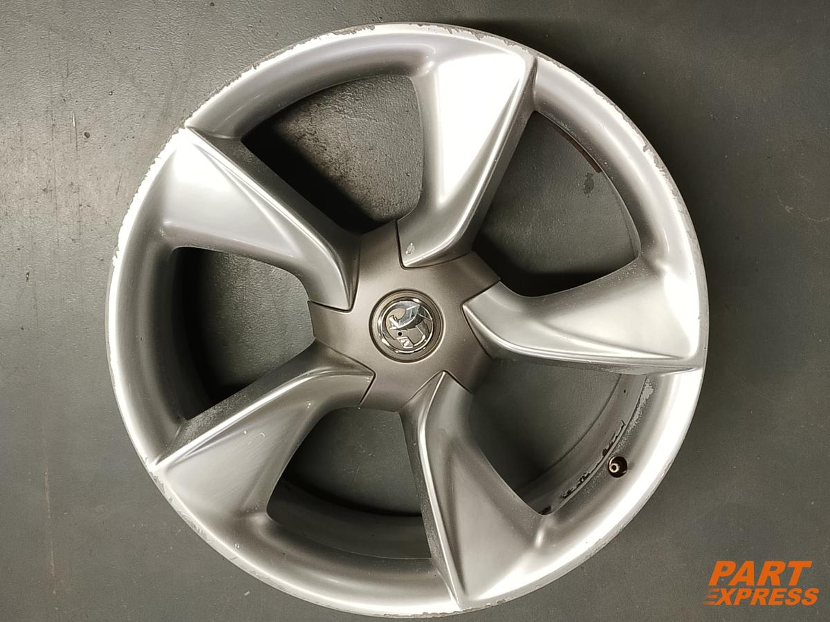 Alufelge 19 Zoll Opel Astra J GTC 8Jx19 ET36 13312751