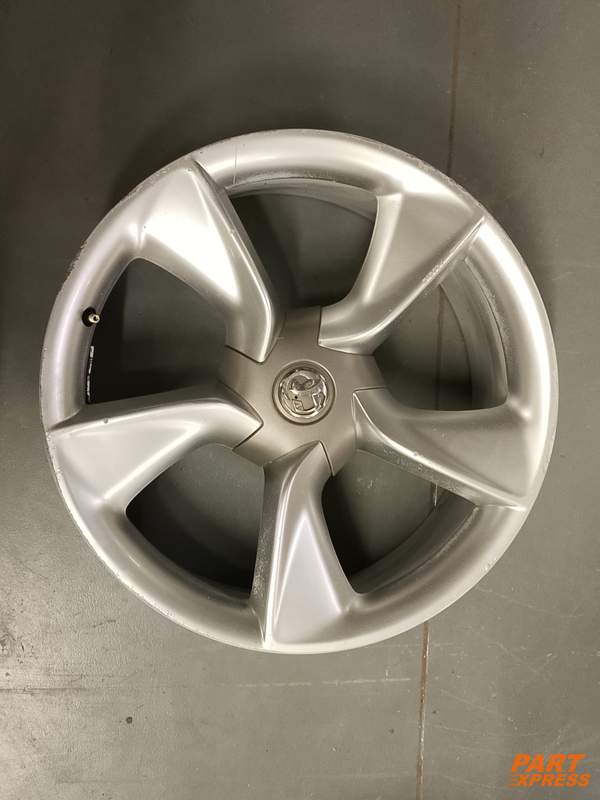 Alufelge 19 Zoll Opel Astra J GTC 8Jx19 ET36 13312751