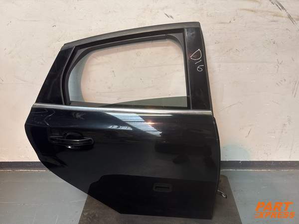 Porte Complète Arrière Droite Ford Focus Mk3 Berline bicorps Noir JF Iridium 2010-2018