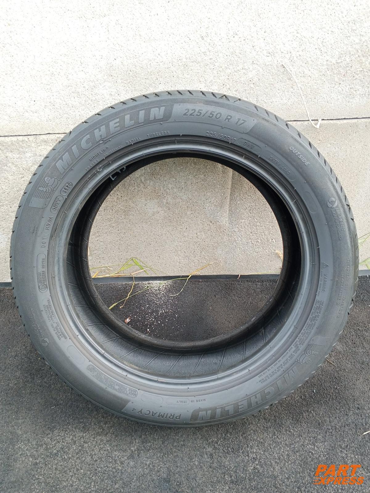 Michelin Reifen Opel Zafira Tourer C vorne links 2011 - 2019 225/50R17 98Y(3820)