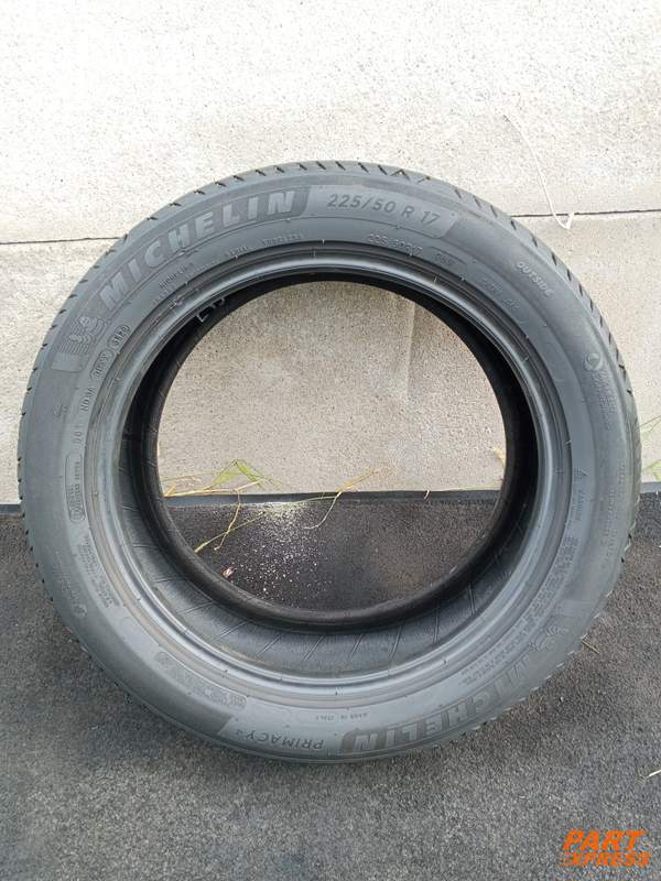 Continental Reifen Opel Zafira Tourer C 2011-19 vorne rechts 225/50R17 98Y(2823)