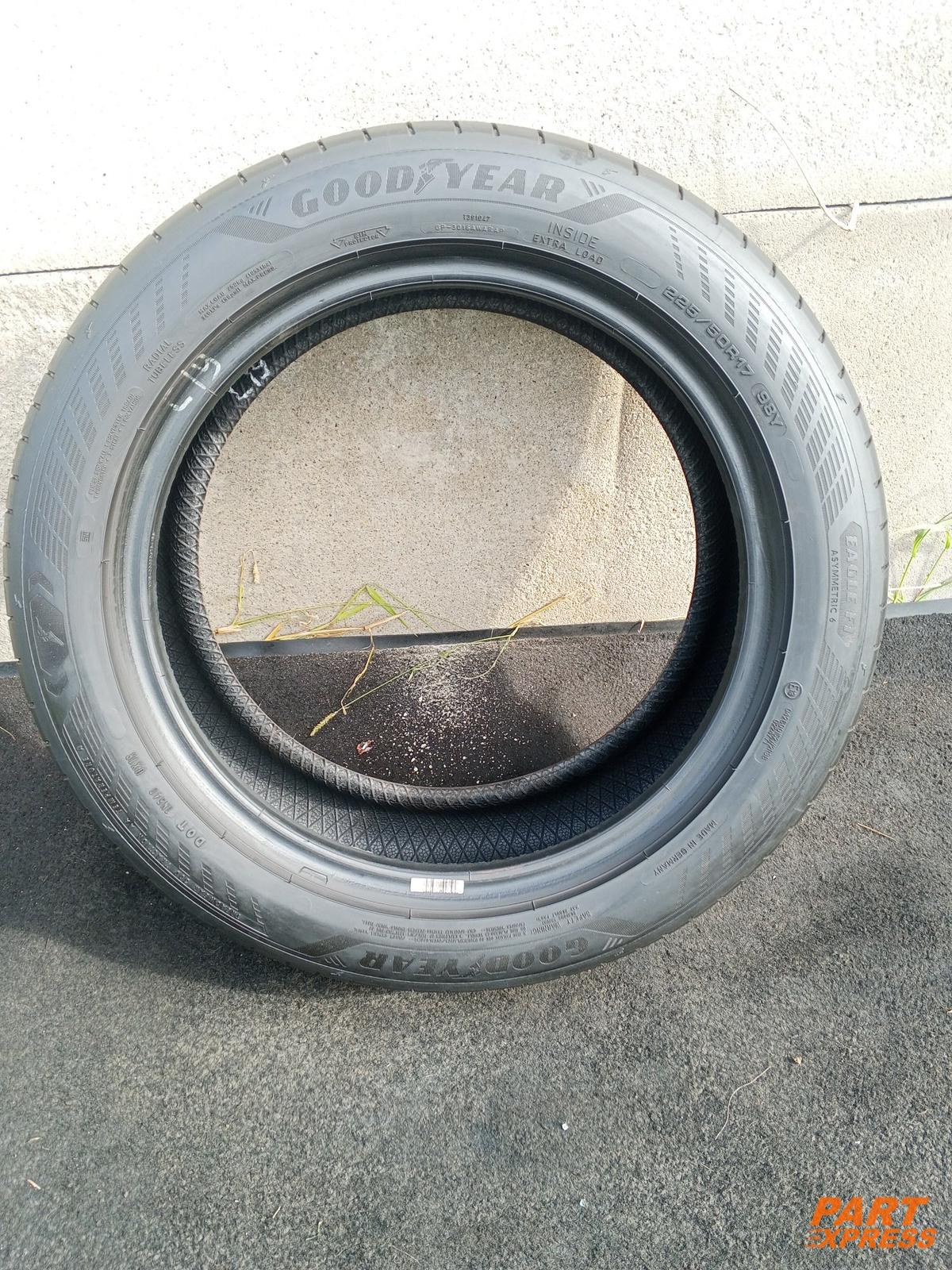 Goodyear Reifen hinten links Opel Zafira Tourer C 2011-2019 225/50R17 98Y (0126)