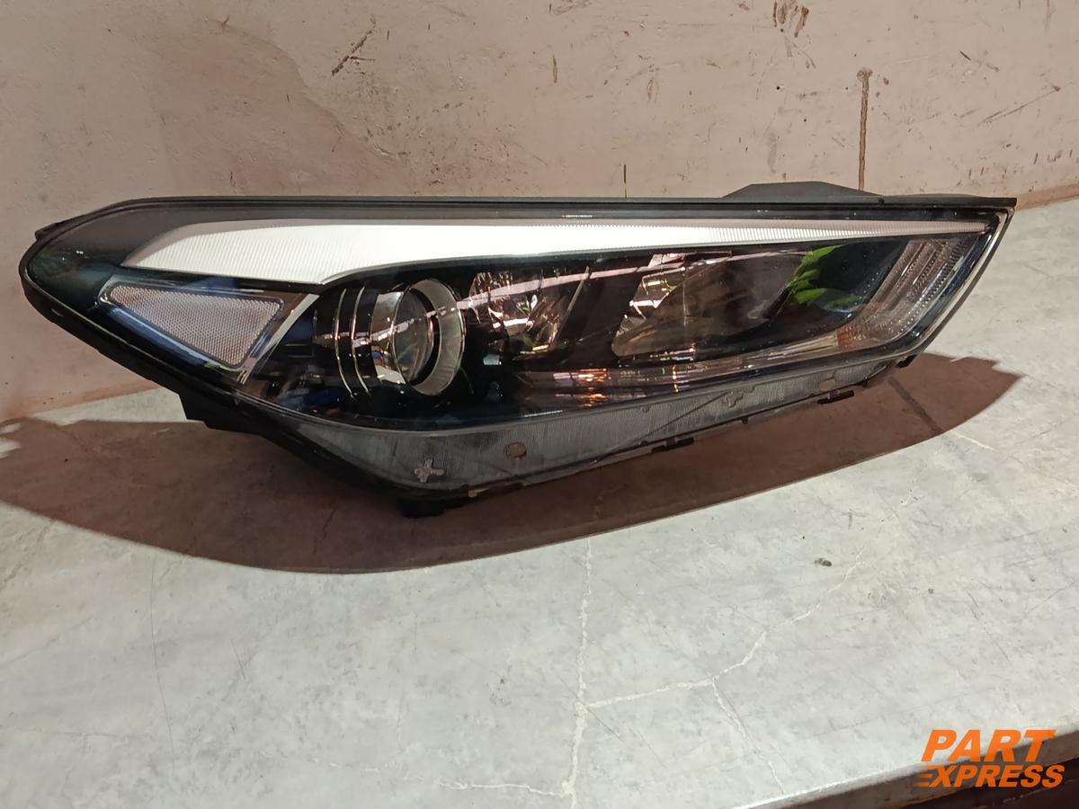 Headlight Front Right Halogen Hyundai Tucson III TL 2015 - 2020 92102-D7110