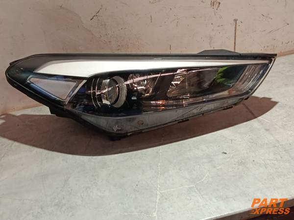 Scheinwerfer vorne rechts Halogen Hyundai Tucson III TL 2015 - 2020 92102-D7110
