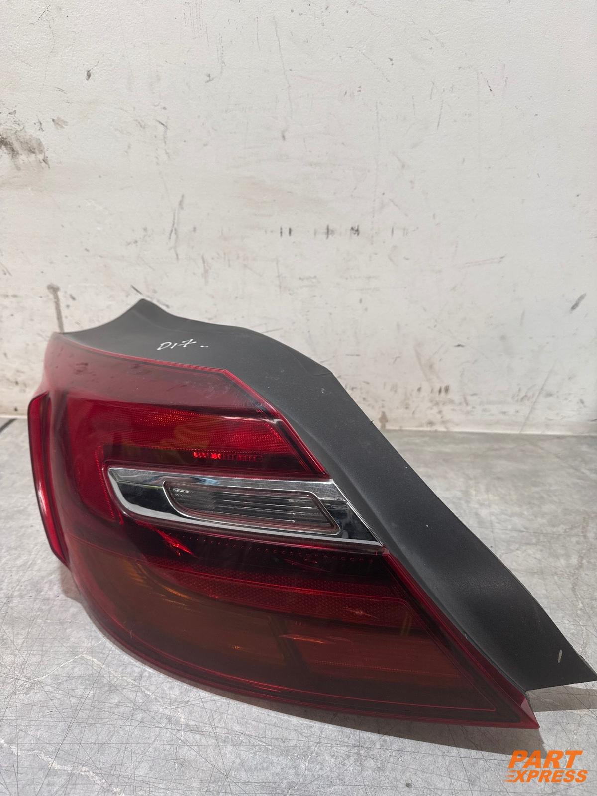 Rear Light Rear Left Halogen Opel Insignia A Fastback 2008 - 2017 23422535