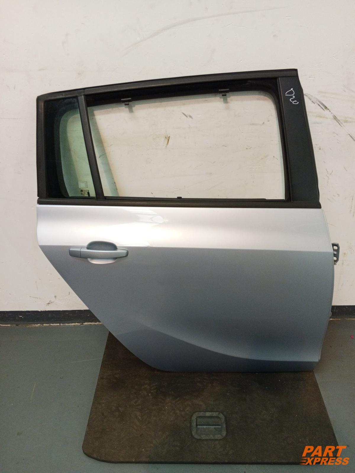Door Complete Rear Right Opel Zafira Tourer C Van Silver Z189 2011 - 2019