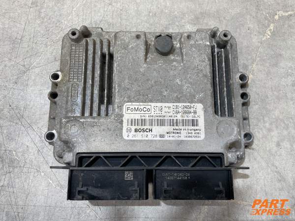 Motorsteuergerät ECU Ford Fiesta Mk7 C1B1-12A650-FJ Bosch 0261S10728
