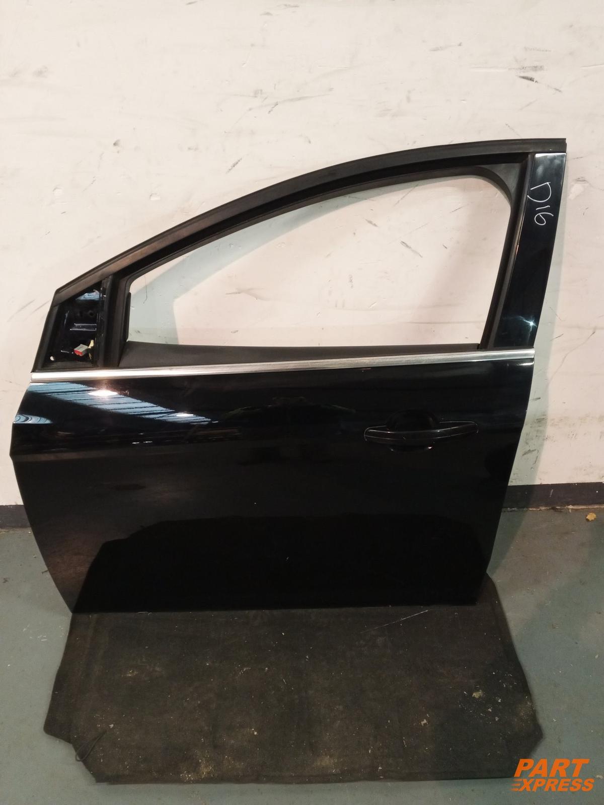 Deur Compleet Vóór Links Ford Focus Mk3 Hatchback Zwart JF Iridium 2010-2018