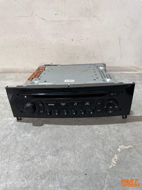 Radio / Audio / Player Peugeot 308 CC T7 2009 - 2015 96750284