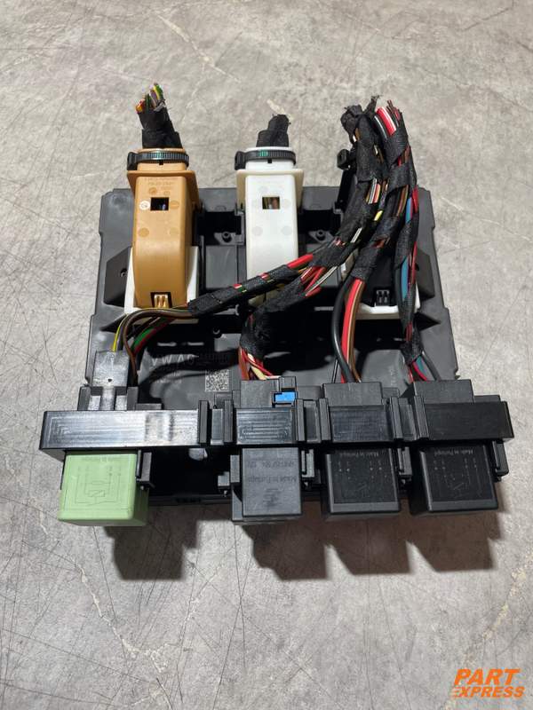 Karosseriesteuergerät BCM VW Passat CC B7 358 2012 - 2017 3AA937087R