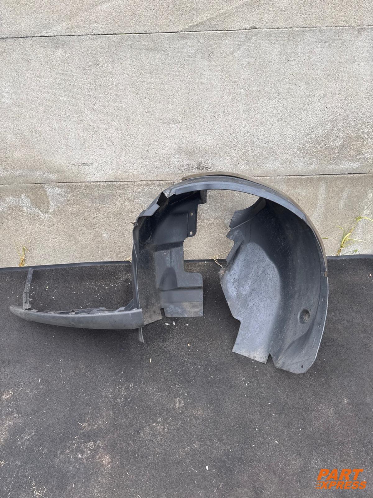 Radhausschale vorne links Ford Focus Tita Mk3 Facelift 2011 - 2018 AM51 R16115BG