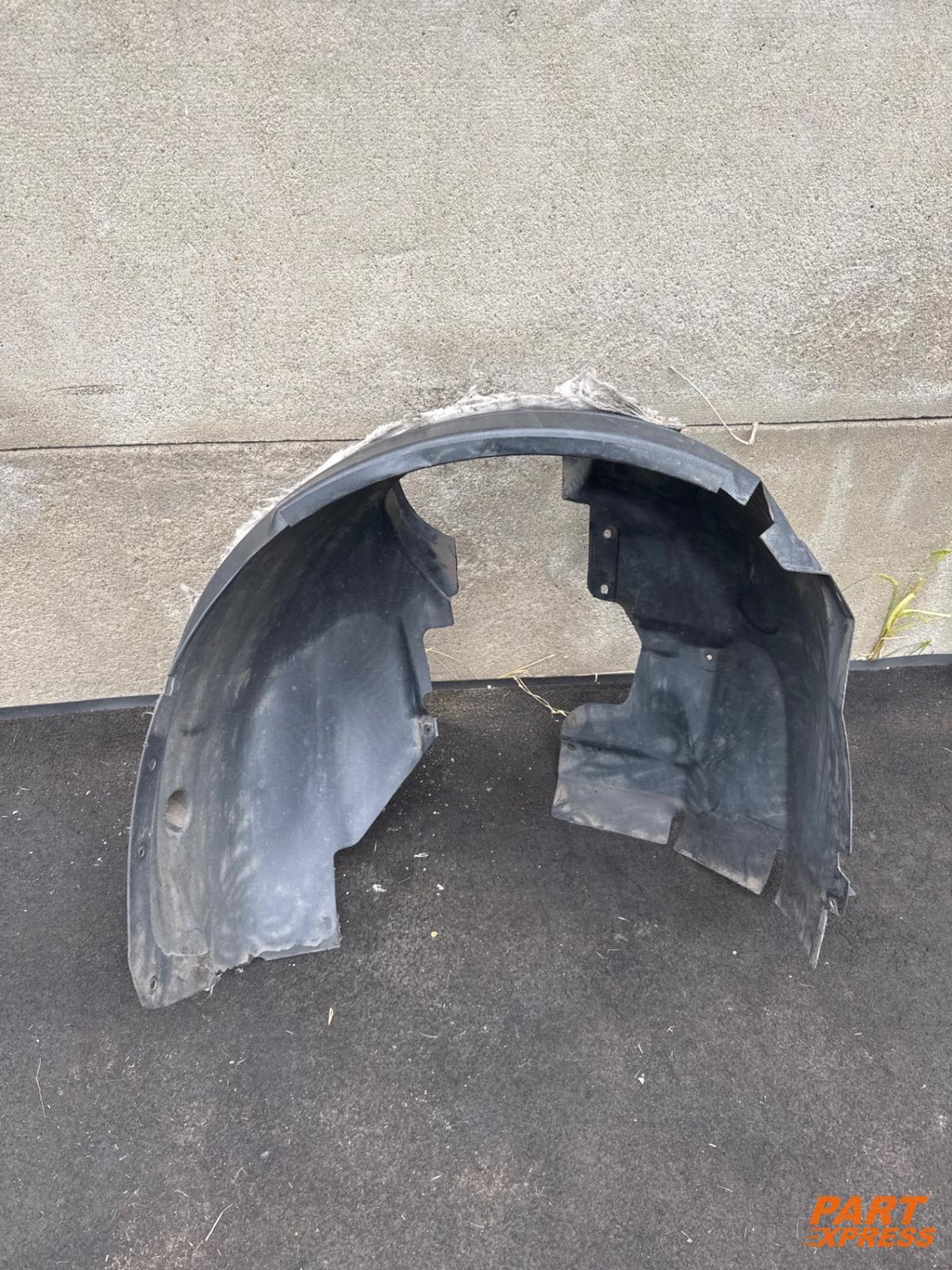 Radhausschale vorne rechts Ford C-Max Tita Mk2 2010 - 2019 M51 R1611BF