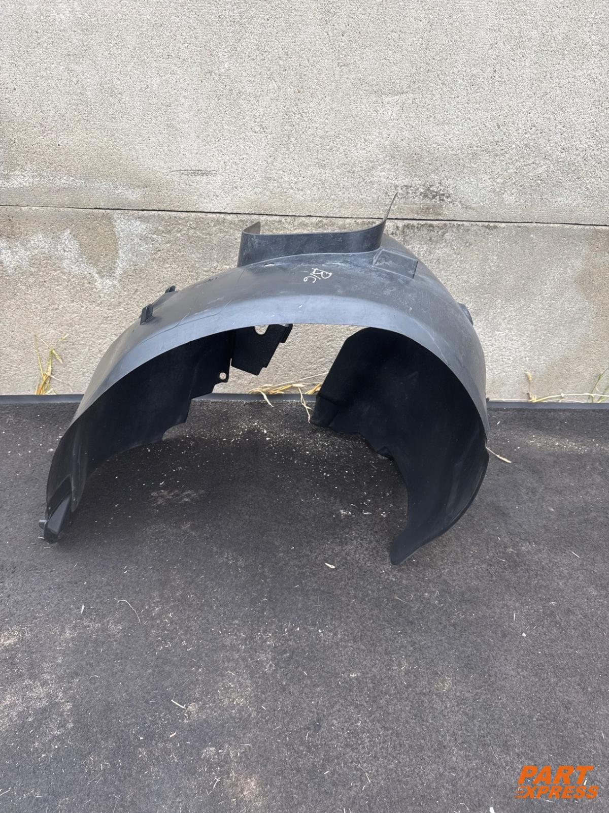 Radhausschale vorne rechts Peugeot 308 SE T7 2007 - 2013 9656738 480